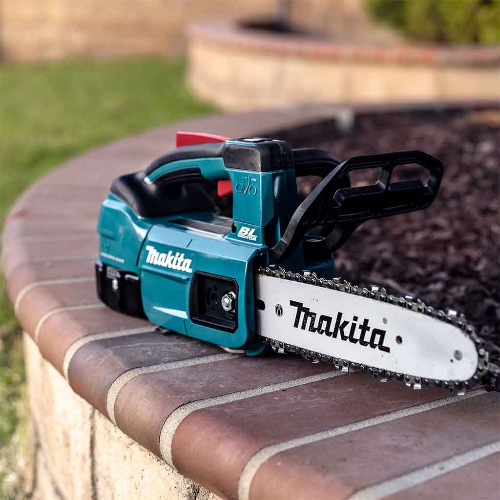 Makita DUC254Z Elettrosega a Batteria 18V 25cm Brushless – senza batterie - immagine 6